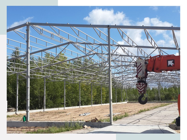 Строительство конюшен в Белово от 652 руб. под ключ