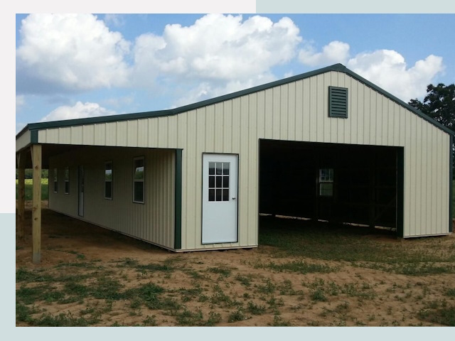 Строительство конюшен в Белове