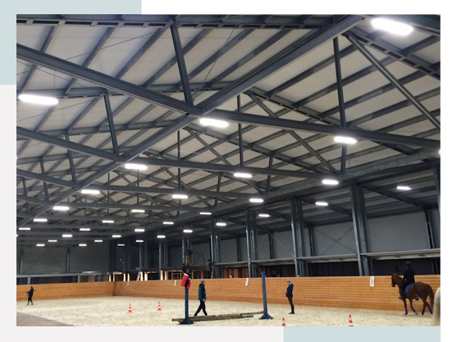 Строительство конных манежей от 652 руб в Белово