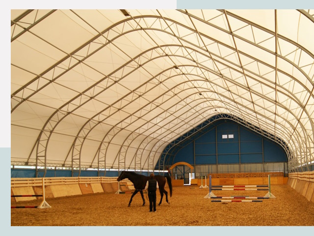 Строительство конных манежей в Белове